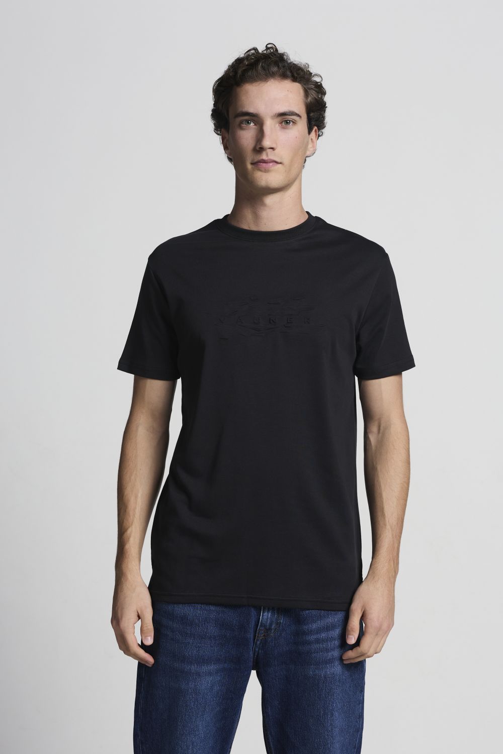 Jaris Tee Black