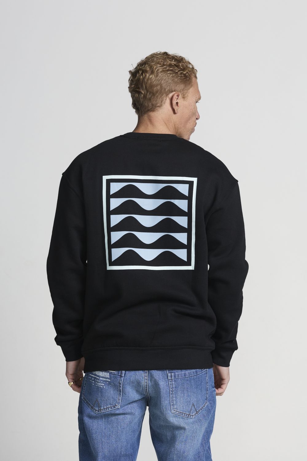 Oxie Sweater Black