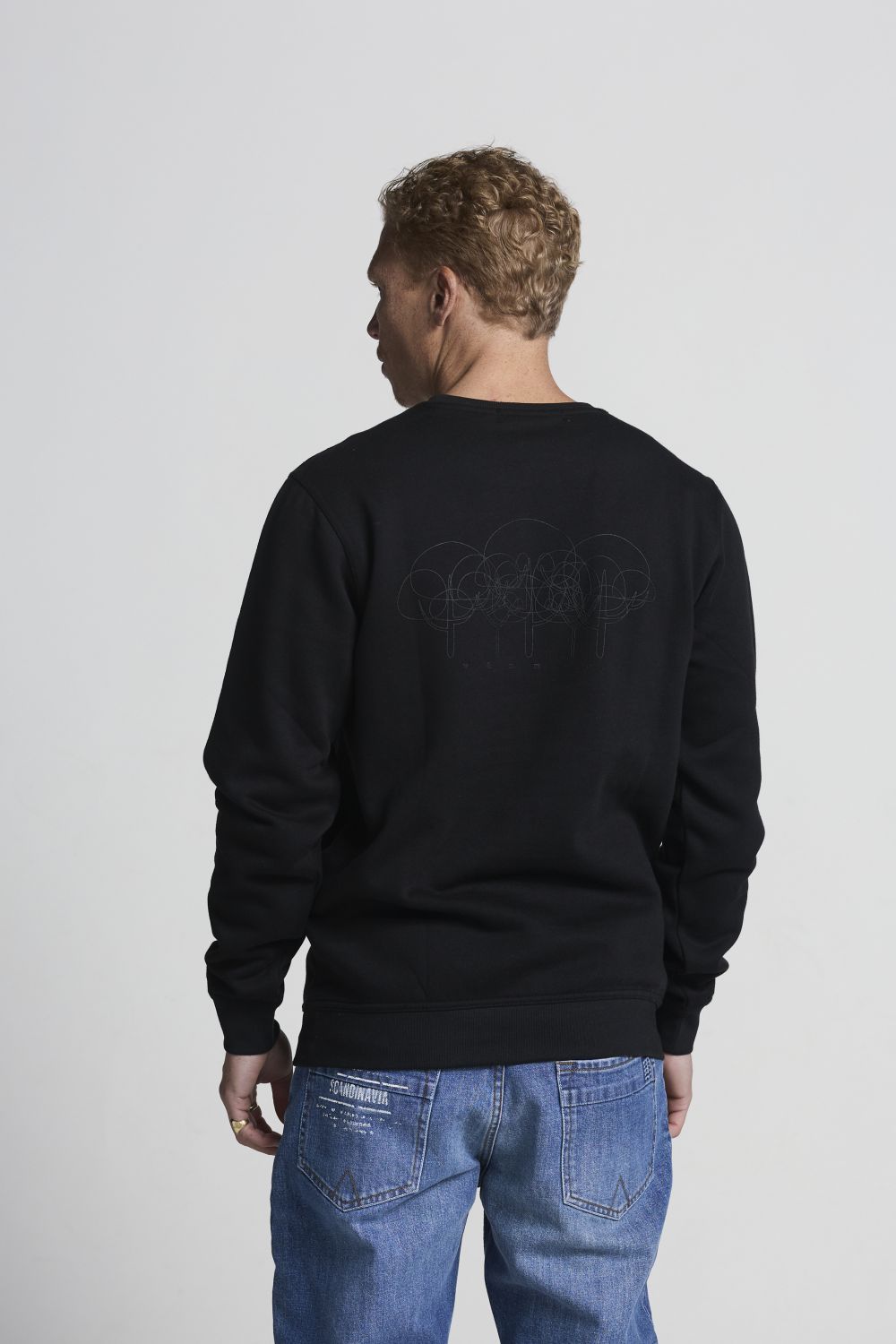 Roski Sweater Black