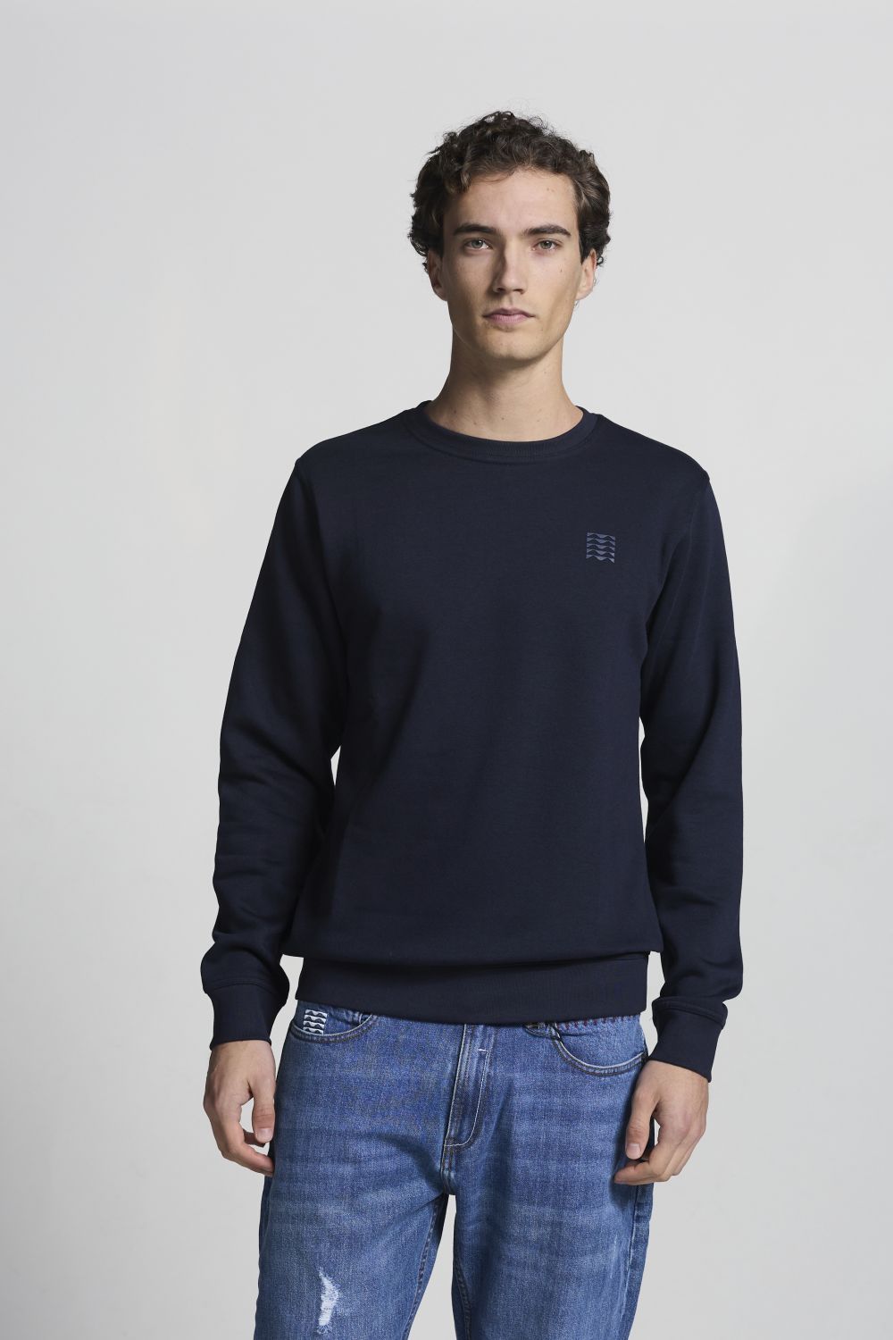 Roski Sweater Navy