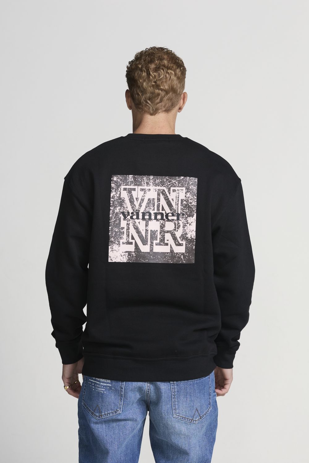 Skara Sweater Black