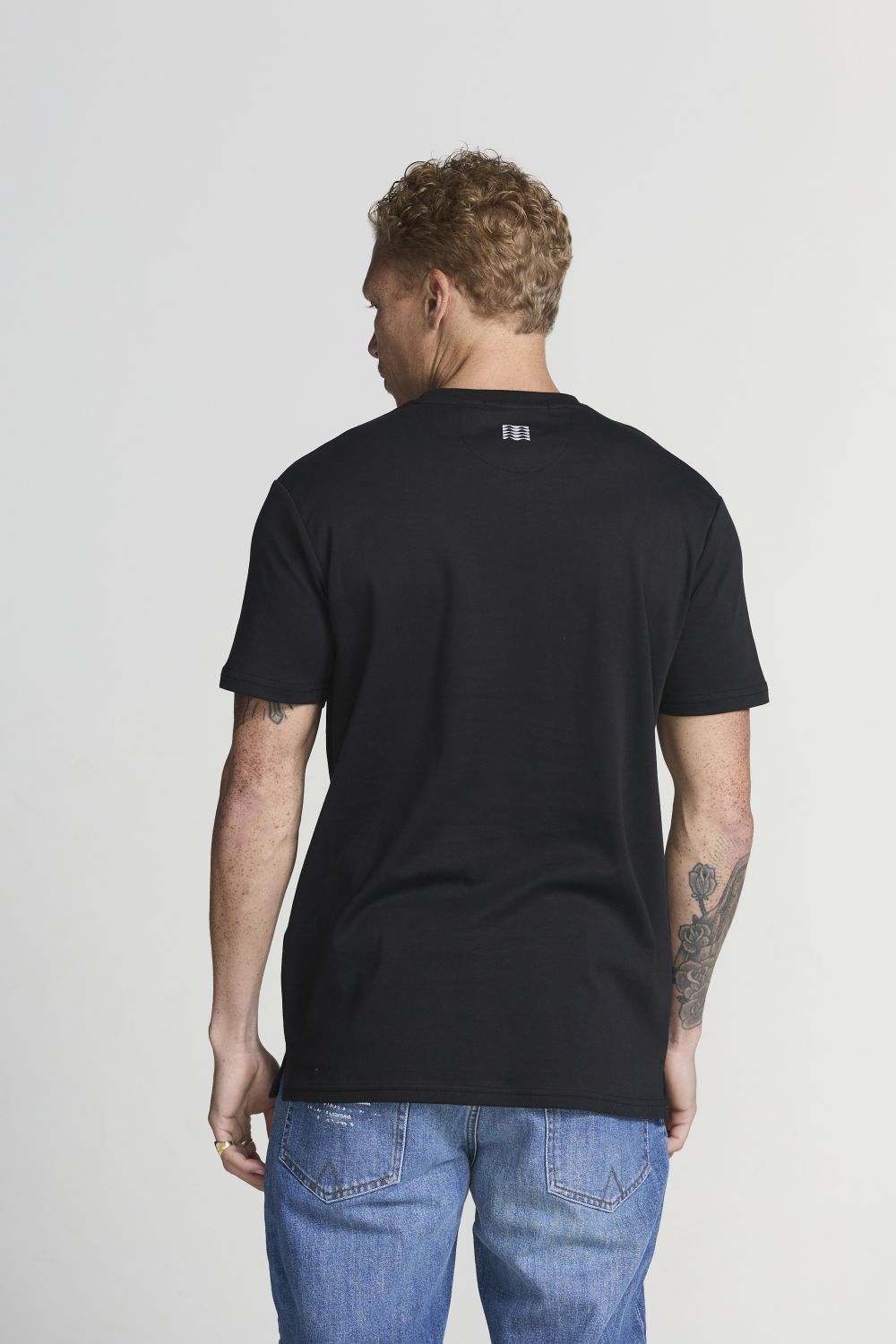 Thomas Tee Black