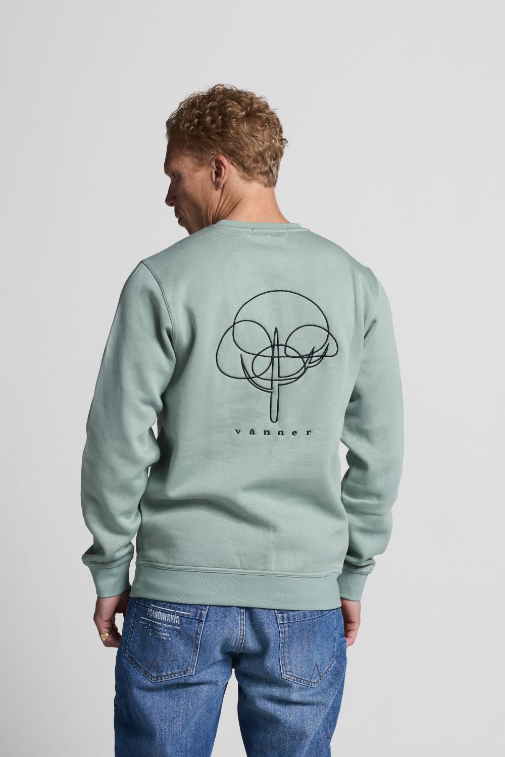 Wicklow Sweater Iceberg
